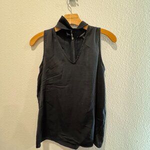 Banana Republic Black V neck Extra Small